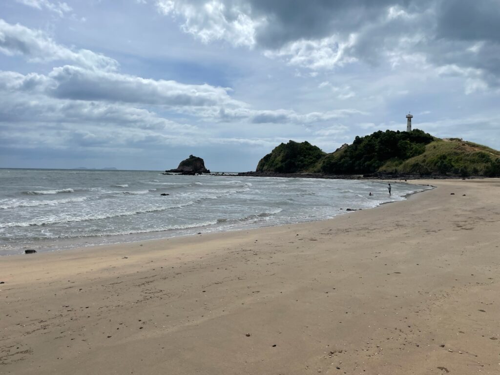 beach and lighthouse viewing koh lanta national park