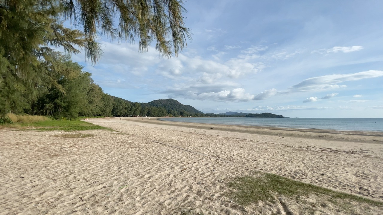 Beach with stunning view of ocean in Koh Lanta